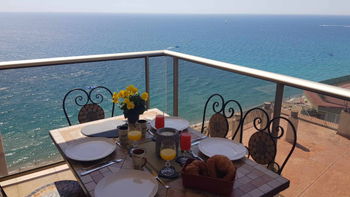 Balcon coté cuisine salon
