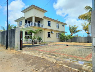 Location calodyne jolie villa spacieuse 4 chambres Ile Maurice
