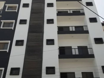 Annonce location Appartement neuf f3 pour bureau à Colobane Dakar