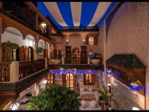 Annonce location magnifique riad 7 chambre restu spa meuble pour gérance libre Marrakech