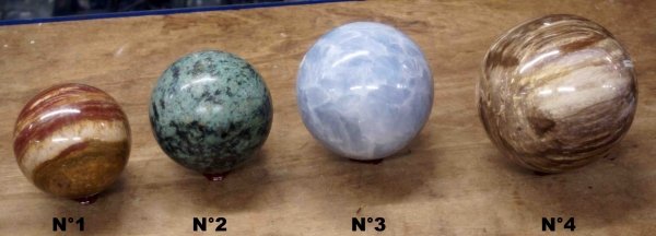 sphère bois fossilisé calcite ou turquoise 10 14 cm Sedan Ardennes