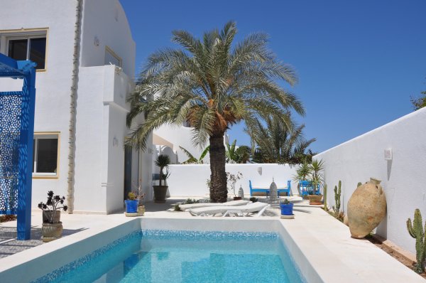 Location belle villa 3 chambres piscine proche Marina Djerba Tunisie