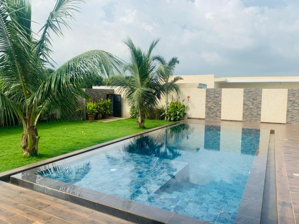 Vente nguérigne magnifique villa 3 chambres belle piscine M'Bour Sénégal