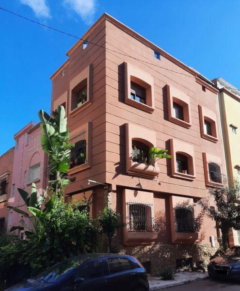 Vente maison multiniveaux terrasse jardin Casablanca Maroc