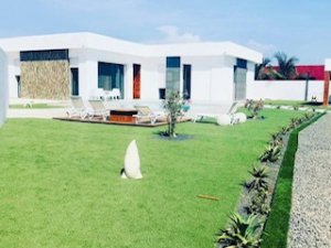 Vente Belle villa moderne somone 200m lagune Sénégal
