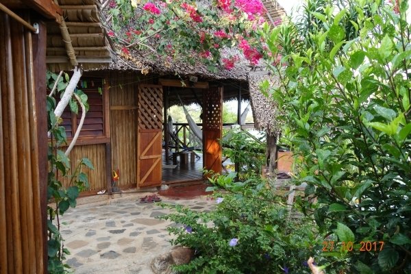 Vente authentique maison malgache Ile Nosy Be Madagascar