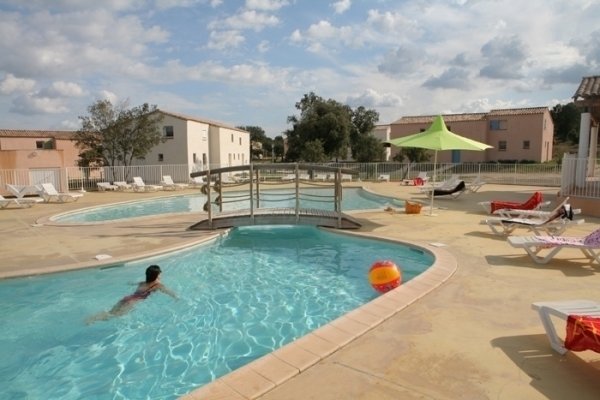 Location Maisons personnes Sauve piscines Gard