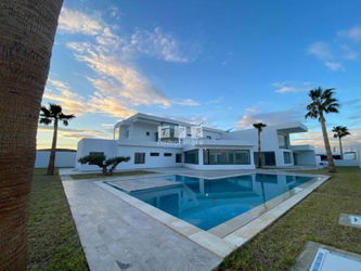 Vente villa grandisose L&#039;Ariana Tunisie