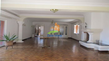Location Charmante villa étage F7 Analamahitsy Antananarivo Madagascar