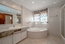 sALLLE DE BAIN 2