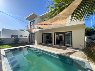 Villa et piscine
