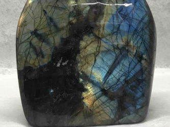 Grosse labradorite Madagascar H 14 cm Sedan Ardennes