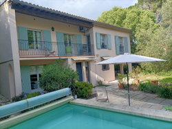 Plein sud sur la piscine !