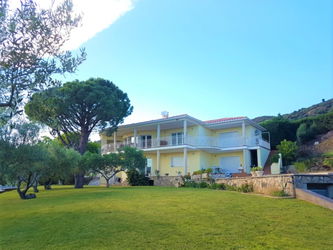 Grande maison dans quartier résidentiel Els Olivars Pau Terrain Baie de Rosas