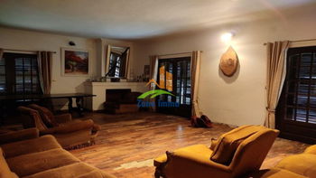 Location Ravissante villa F7 jardin 03minutes L F Ambatobe Madagascar