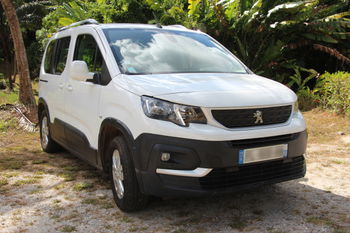 Annonce Peugeot Rifter Essence Excellent état Novembre/2019 26000 km Matoury