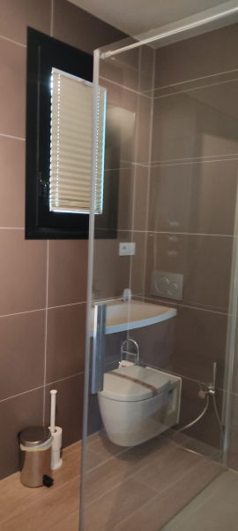 SALLE DE BAIN  ÉTAGE 2