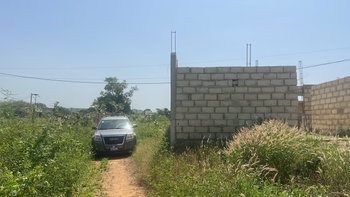 terrain 300 mètres carrés  à vendre à Popenguine