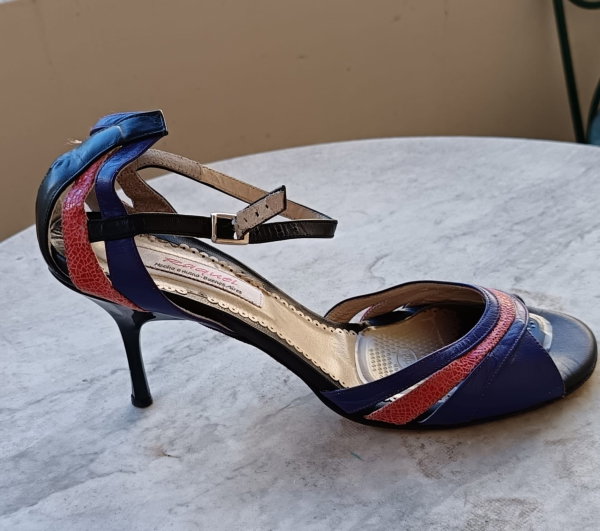 chaussures fines et élégantes cousues main taille 39.5