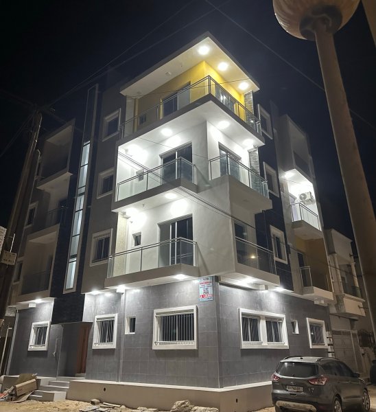 Vente bel Immeuble composés 8 appartements Dakar Sénégal