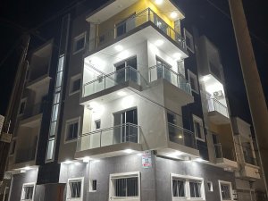 Vente bel immeuble composés 8 appartements Dakar Sénégal