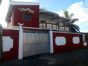 Villa neuve Indépendante à Louer sis Tanamborozano - Tamatave