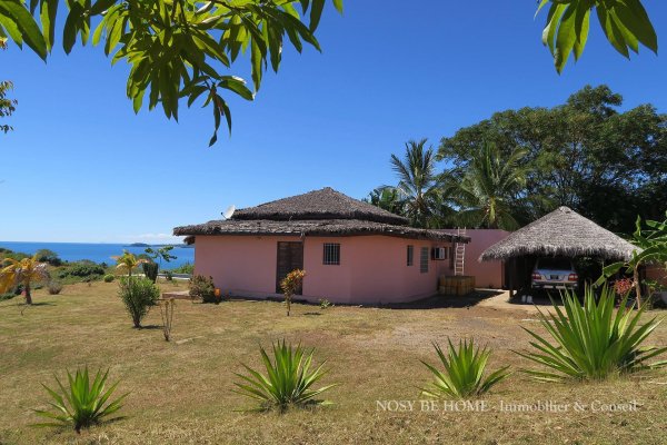 Vente Belle villa vue panoramique large Ile Nosy Be Madagascar