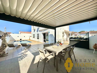 belle villa piscine garage vente empuriabrava Espagne