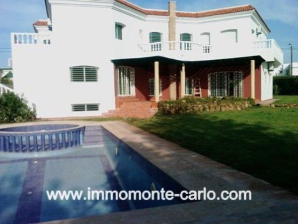 Location d’une villa d’architecte piscine Soussi Rabat Maroc