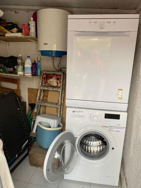 cagibi avec lave-linge et lave-vaisselle