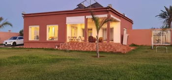 Annonce Vente 12 kms d&#039;El Jadida 1 jolie villa clôturée+piscine privée