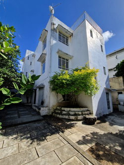 Façade