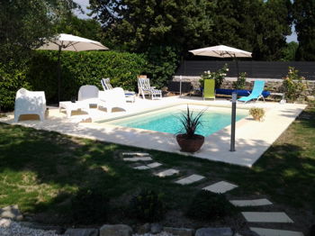 Location STUDIO CLIMATISE PISCINE DANS VILLA CARCASSONNE Pezens Aude