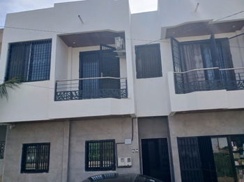 Vente Zac Mbao Villa R+1 3 Chambres Rufisque Sénégal