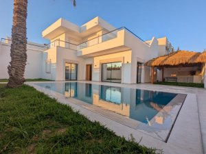 Villa PICA F5 pour location annuelle meublé Djerba Tunisie