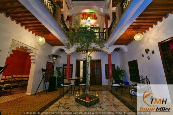 Vente Riad maison d'hôtes 6 chambres Marrakech Maroc