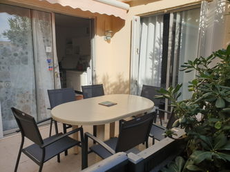 terrasse patio privée et fermée