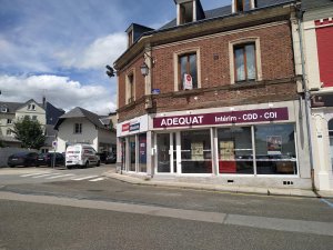 Location bernay centre local commercial 90 m² Eure