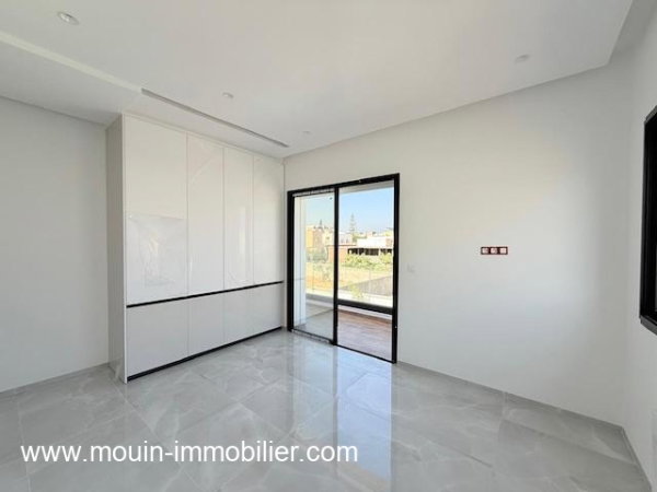 Villa avec piscine S+5 à vendre à Hammamet Nord