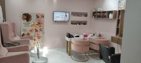 Location salon beauty équipé marrakech Maroc