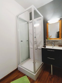 salle d'eau avec wc