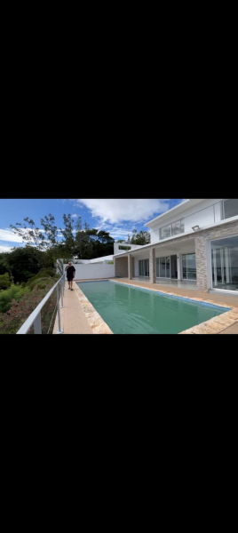 Villa moderne avec piscine