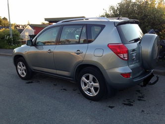 Annonce TOYOTA RAV4 2 0L D-4D 177CV CLEAN POWER PACK TECHNO 5 PORTES Kaweni
