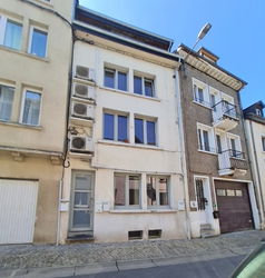 Bouillon centre immeuble rapport 4 appartements bon rendement 15 pièces
