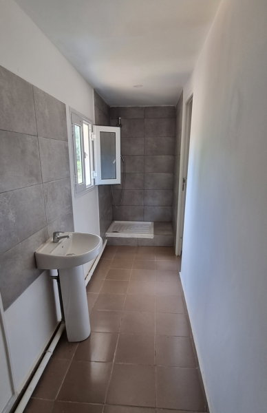 Salle d eau et douche au 1er étage