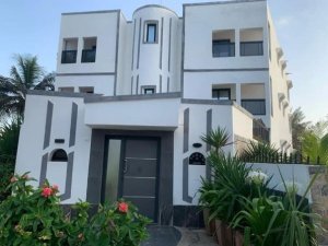 Annonce Vente Bel villa pour investissement Dakar Sénégal