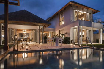 Superb 4-bedroom villa with private pool garden and swimming pool