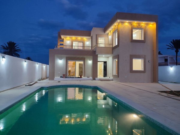 Vente Villa Hi Me demeure piscine garage l'architecture moderne Djerba