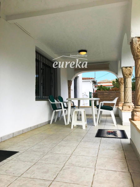 Maison spacieuse avec piscine à vendre à Mas Boscà Roses