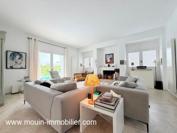 villa avec piscine S+5 à louer pour les vacances